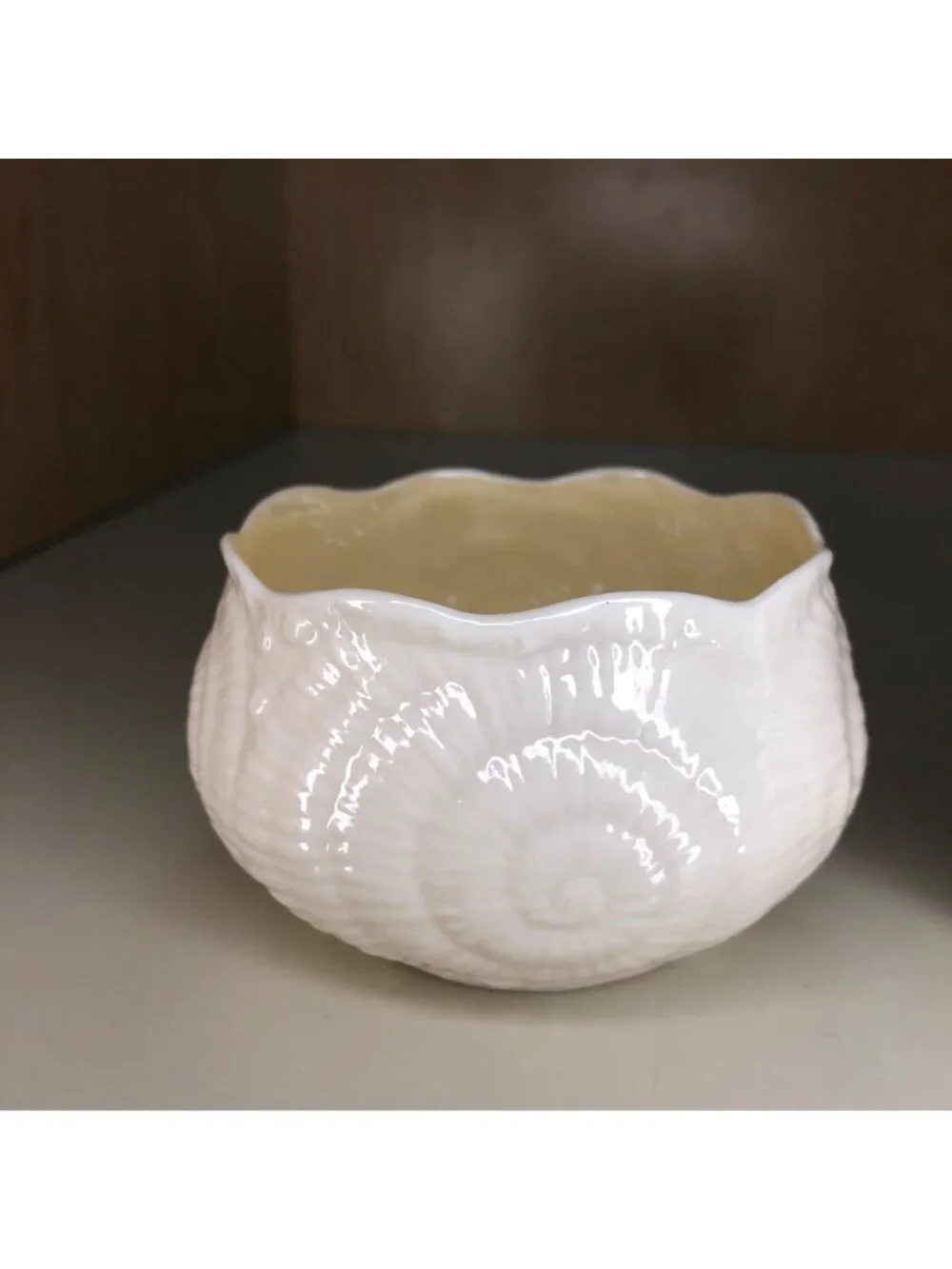 Belleek Shell-Shaped Ceramic Creamer & Sugar Bowl Set